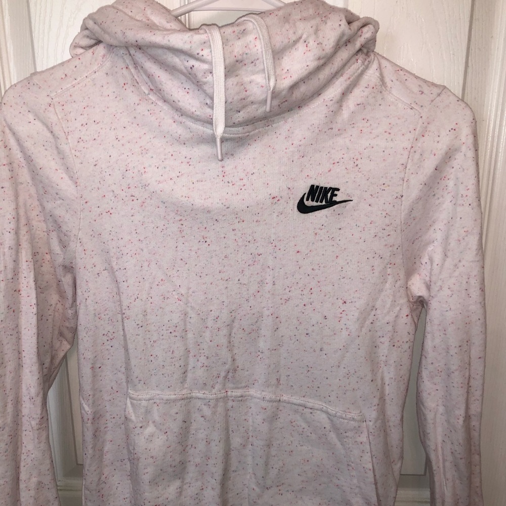nike sweatshirt